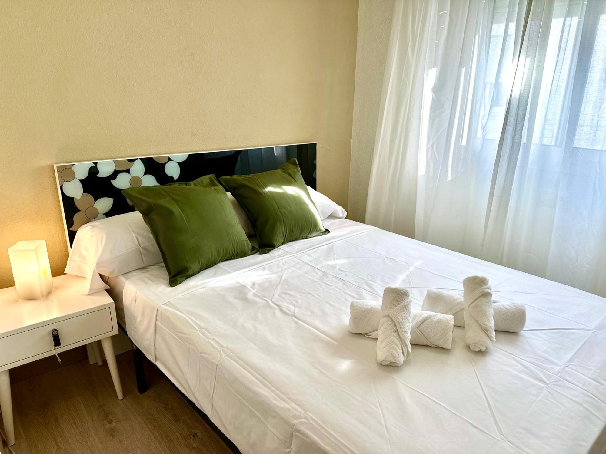 Exclusivo En Avenida Ortega Y Gasset Malaga Ngoại thất bức ảnh